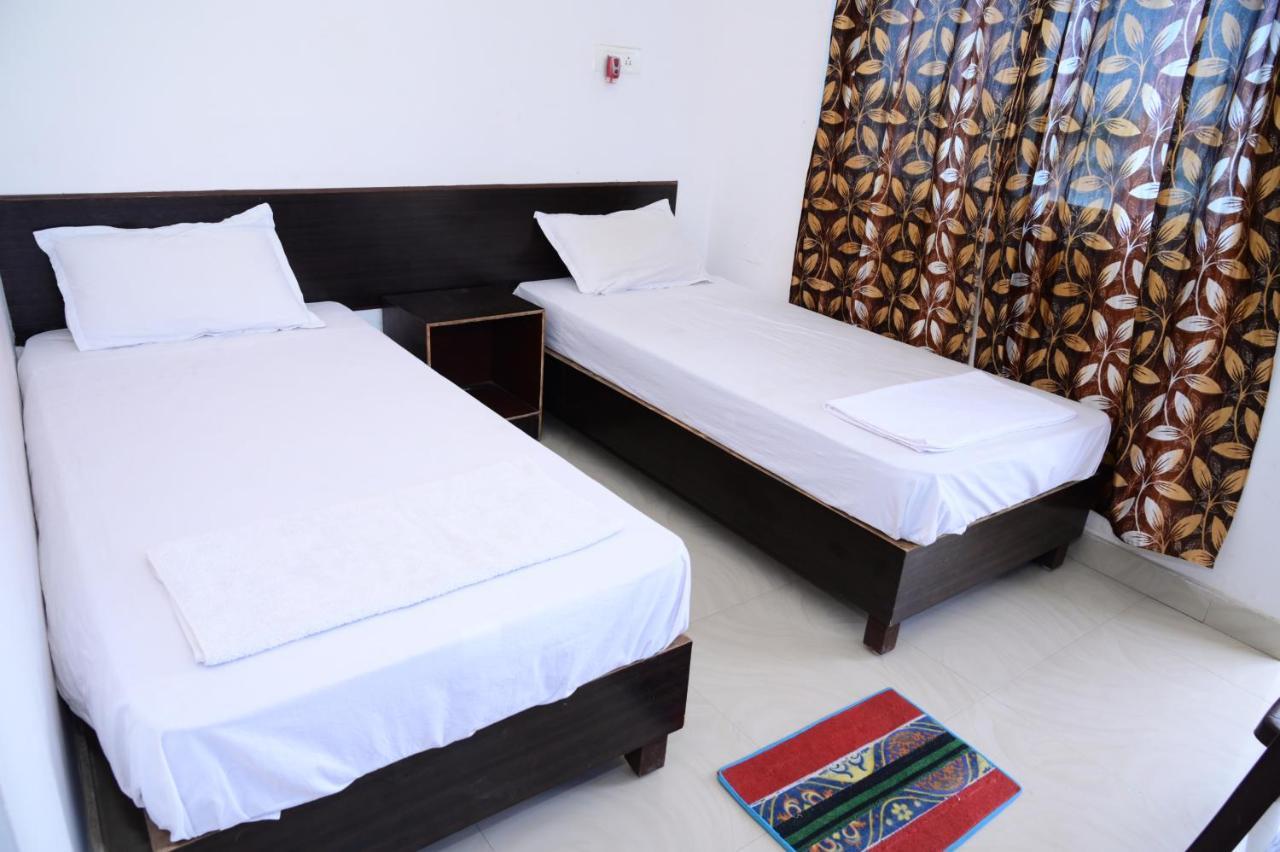 Dwarka Home Stay Bodh Gaja Zewnętrze zdjęcie