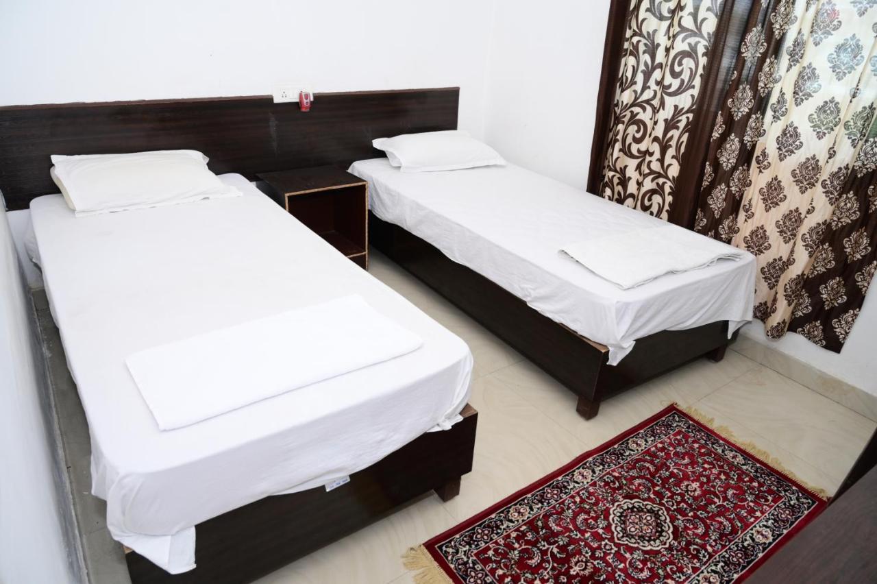 Dwarka Home Stay Bodh Gaja Zewnętrze zdjęcie